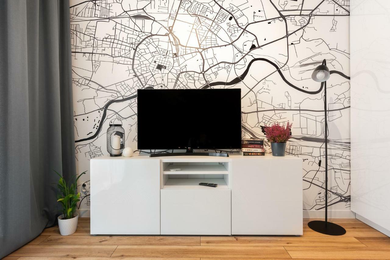 Novum Apartment With Parking Красков Екстериор снимка